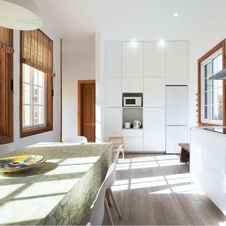 Live Laguna Center 5 Habitaciones Y Terraza サン・クリストバル・デ・ラ・ラグーナ エクステリア 写真